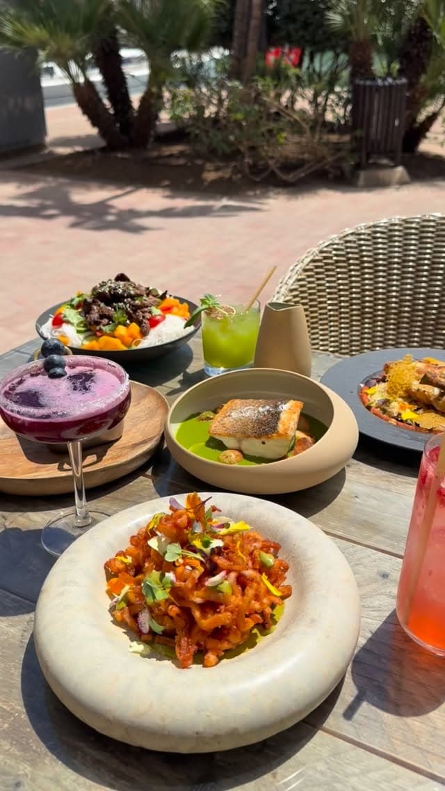 Calamari dreams, seabass perfection, melanzane parmigiana comfort, and a Thai salad that hits every note 🦑🐟🍆🥗✨

A table full of flavors, cultures, and just the right amount of indulgence.